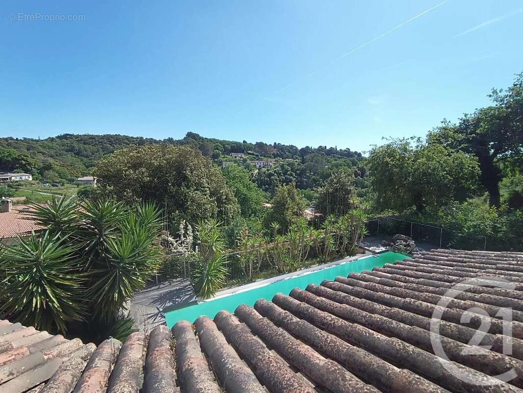 Maison à BIOT