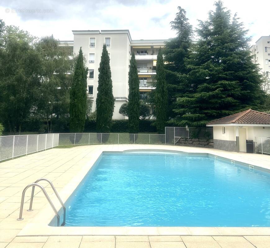 Appartement à TASSIN-LA-DEMI-LUNE