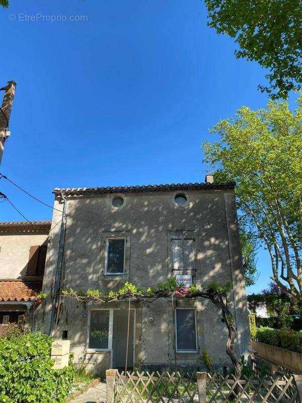 Maison à BELVEZE-DU-RAZES
