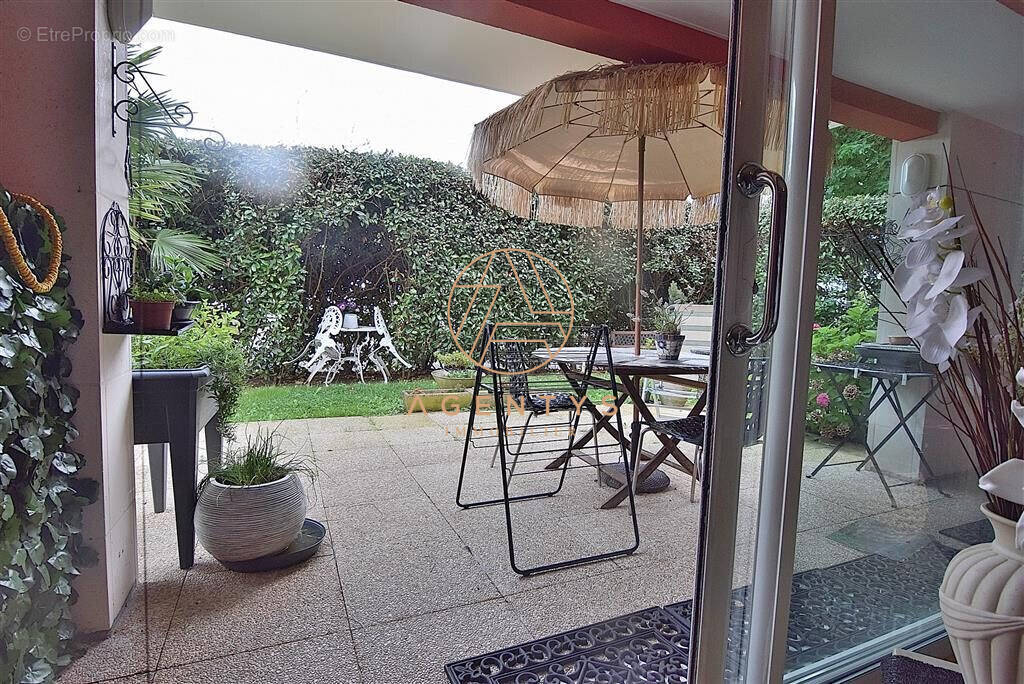 Appartement à LE PLESSIS-TREVISE