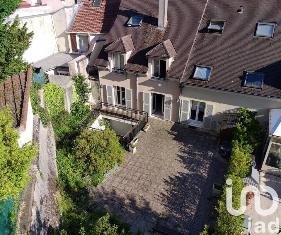 Photo 1 - Appartement à CHEVREUSE