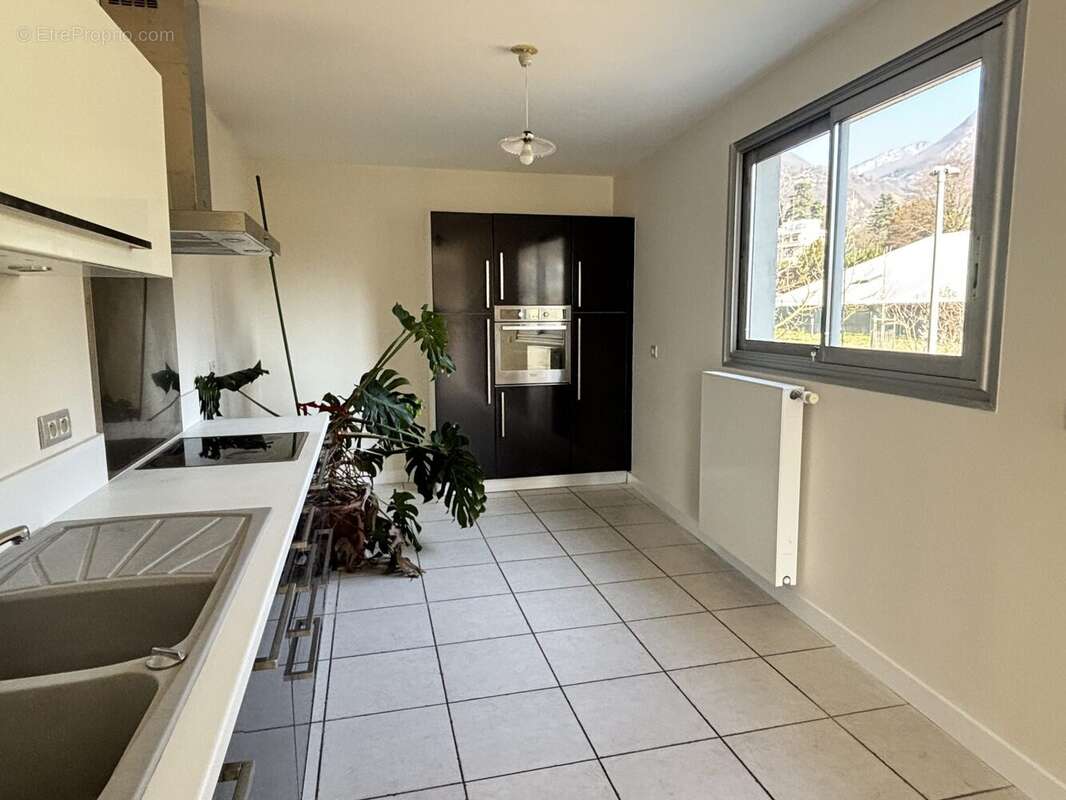 Appartement à LA TRONCHE