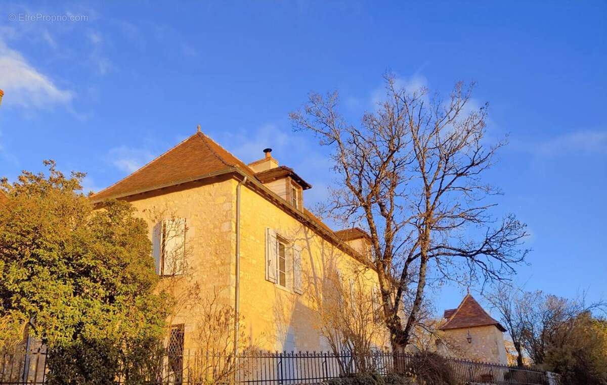 Maison à ANGLES-SUR-L&#039;ANGLIN