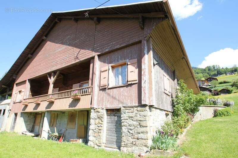 Maison à THONES