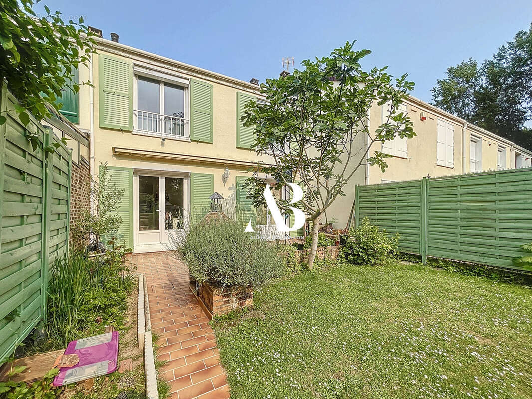 Maison à NANGIS