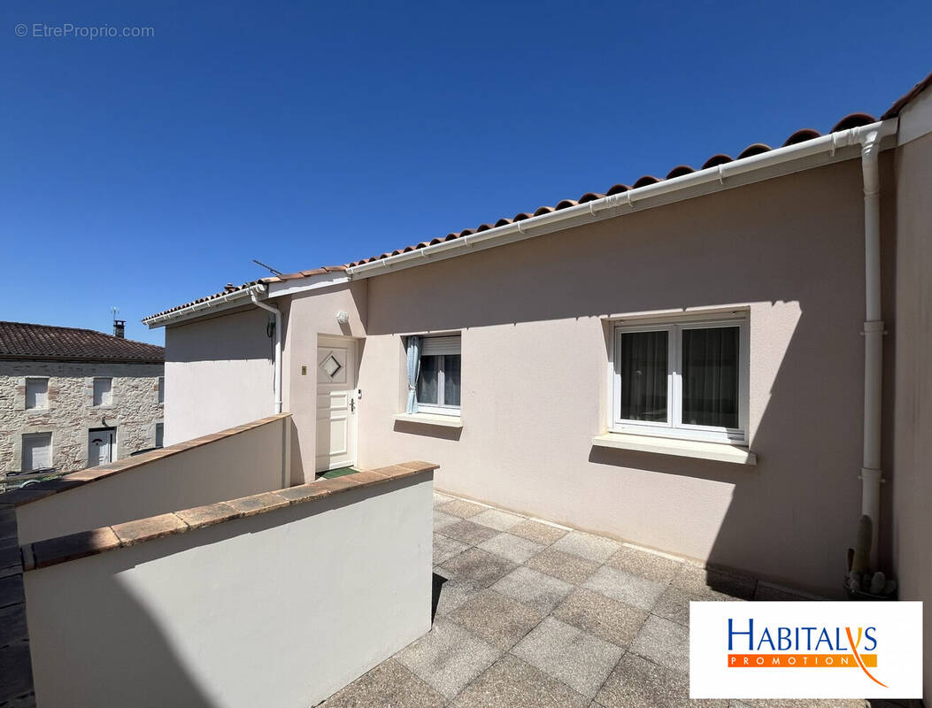Appartement à CASTELCULIER