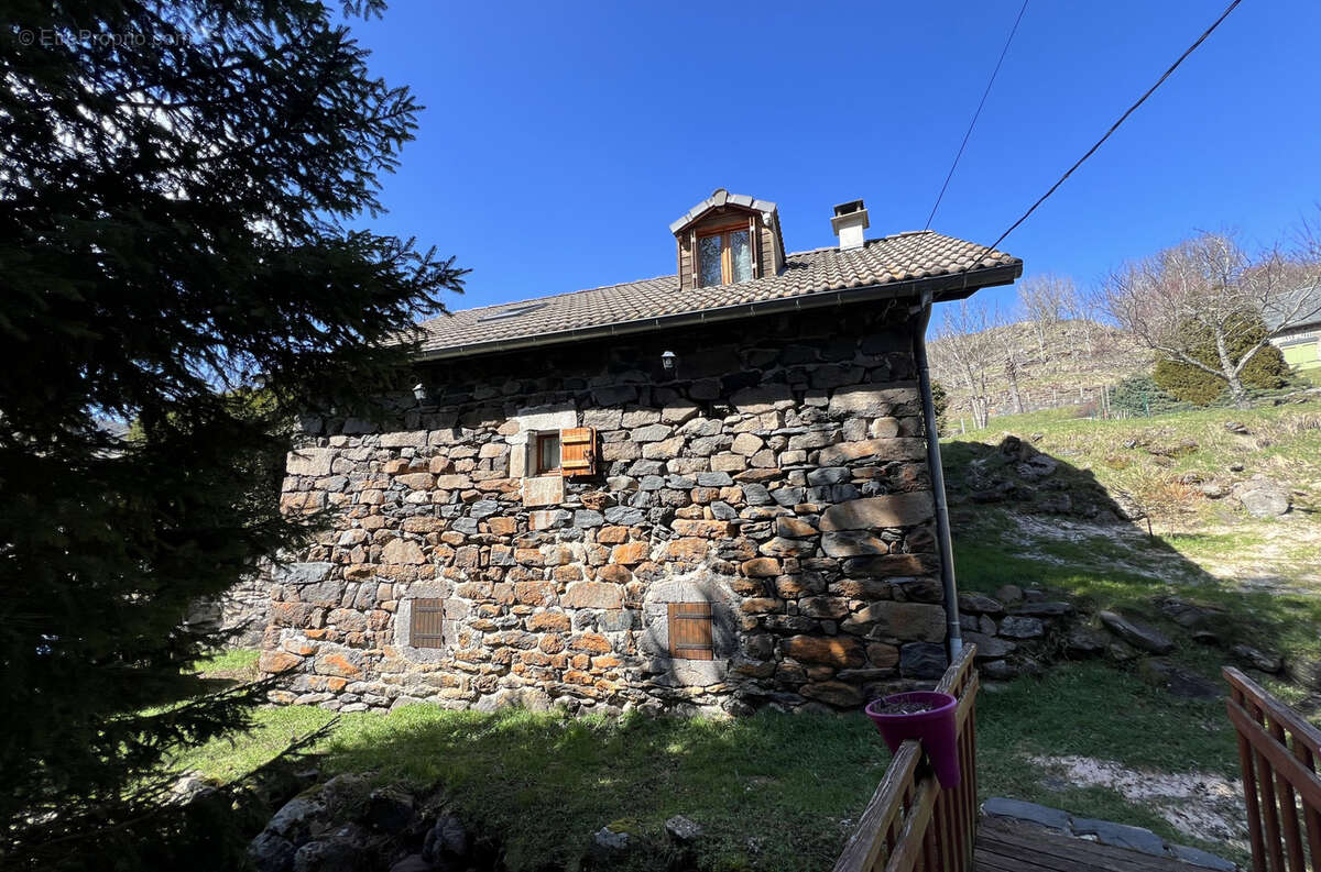 Maison à LES ESTABLES
