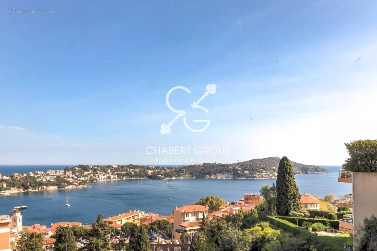 Appartement à VILLEFRANCHE-SUR-MER