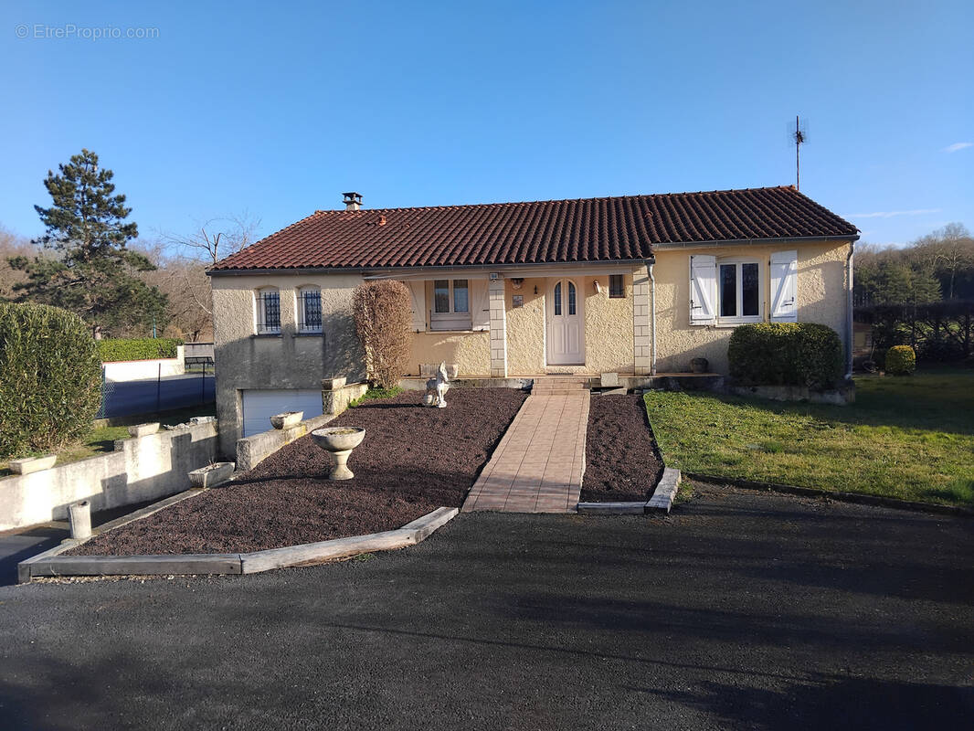 Maison à LAGARRIGUE