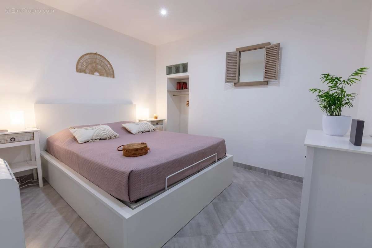 Maison à HYERES