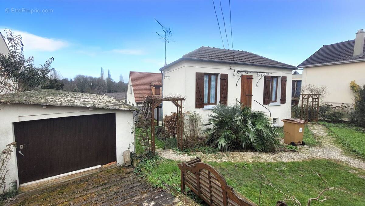 Maison à NEUILLY-PLAISANCE