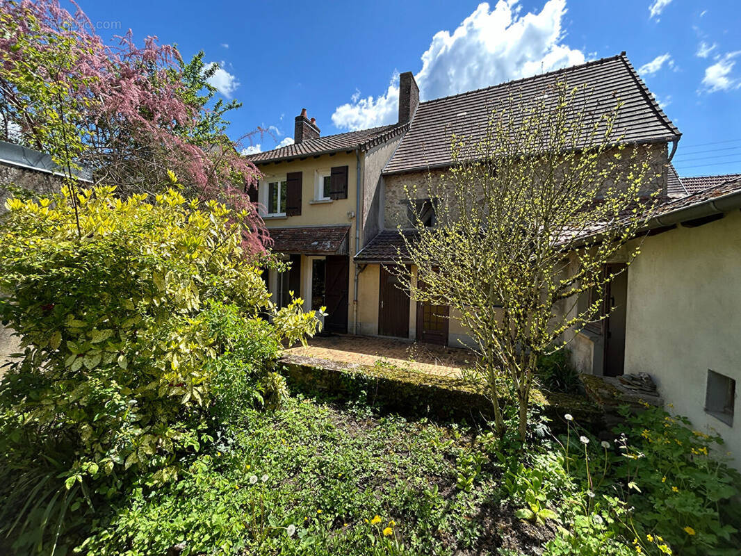 Maison à EVAUX-LES-BAINS