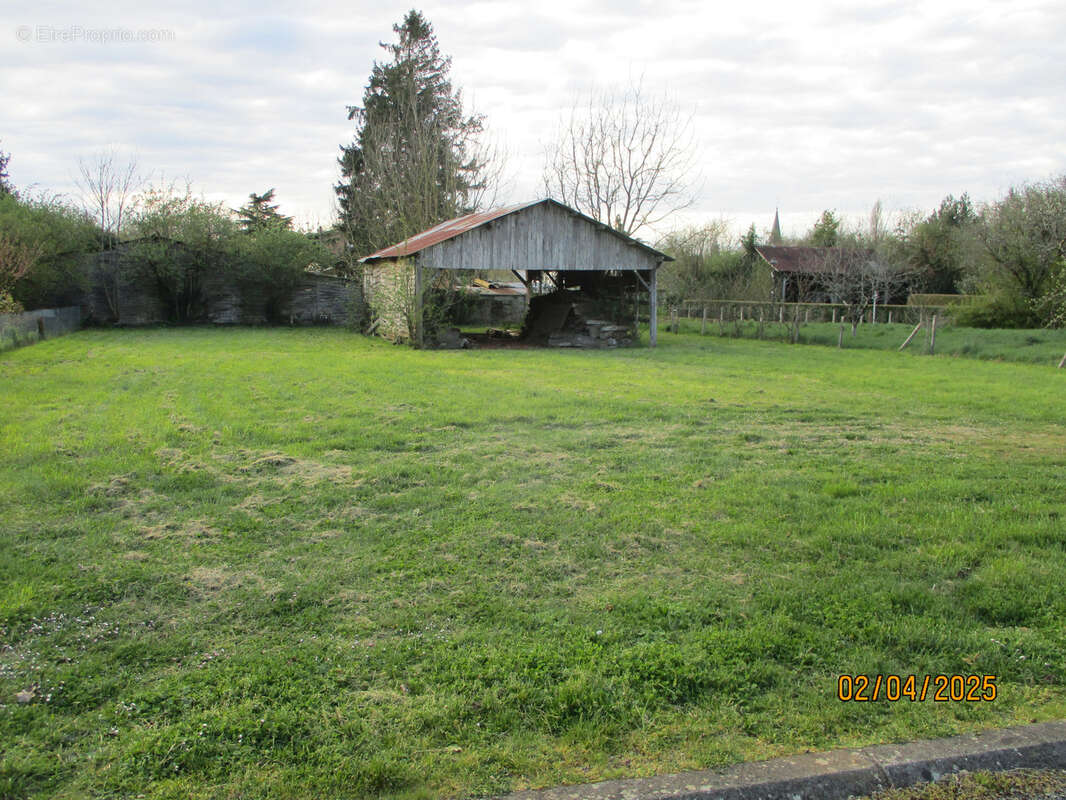 Terrain à VOULON