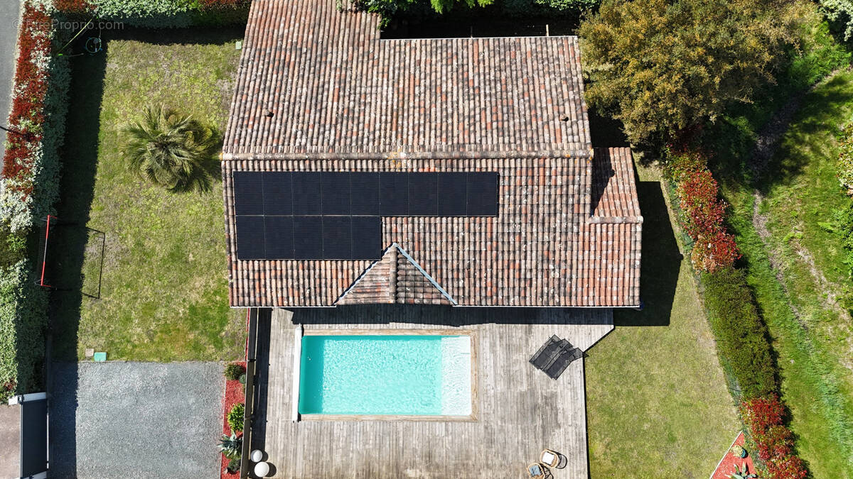 Maison à MOLIETS-ET-MAA