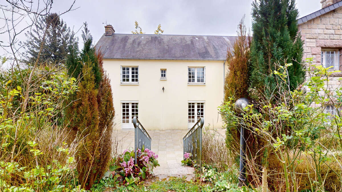 Maison à ISIGNY-LE-BUAT