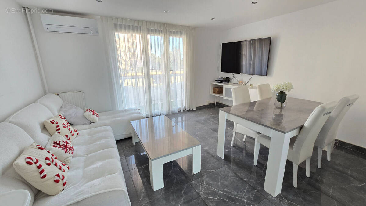 Appartement à PORT-DE-BOUC