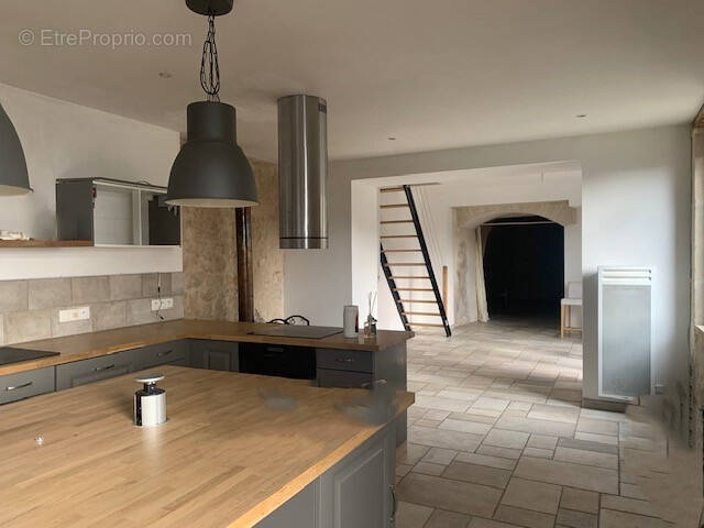 Maison à VERNOU-SUR-BRENNE