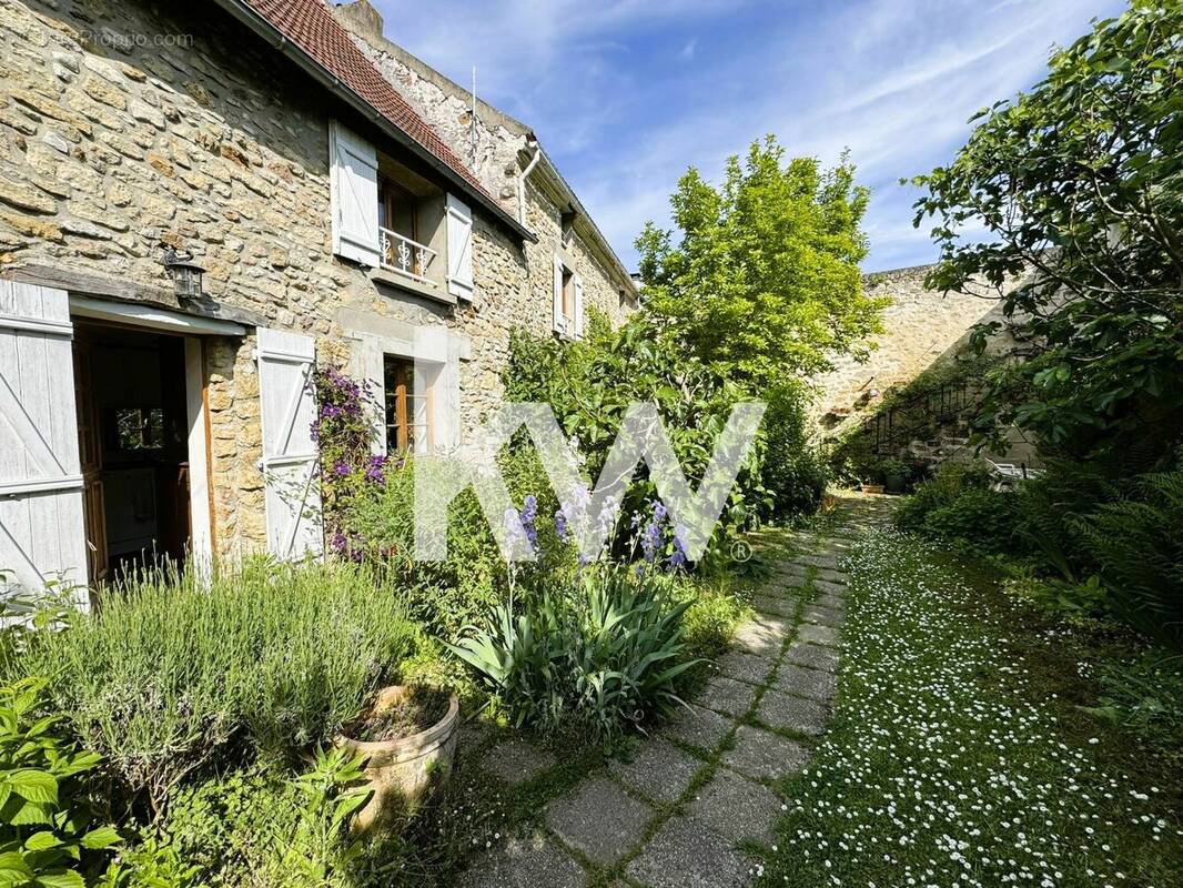 Maison à SAGY