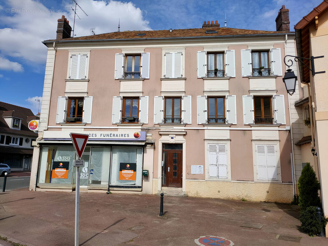 Appartement à SAINT-REMY-LES-CHEVREUSE