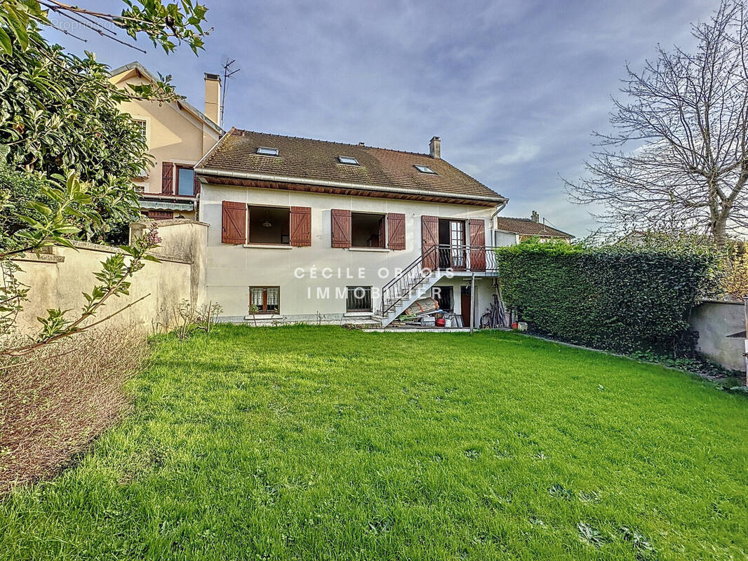 Maison à CHAMPIGNY-SUR-MARNE