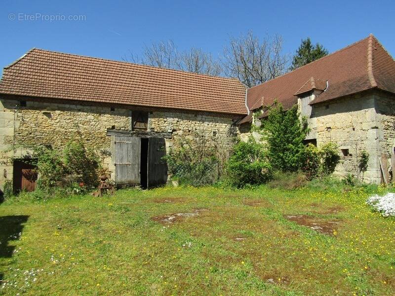 Maison à HAUTEFORT