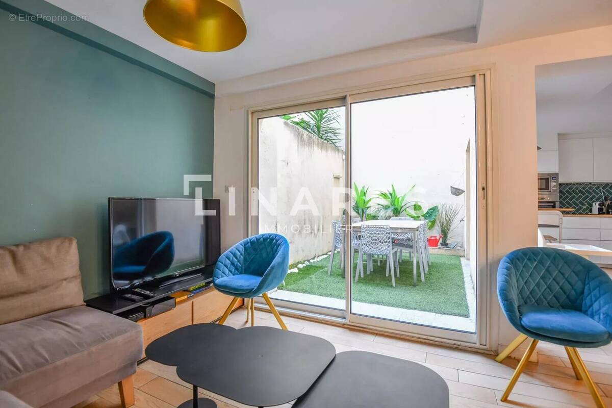 Appartement à MARSEILLE-2E