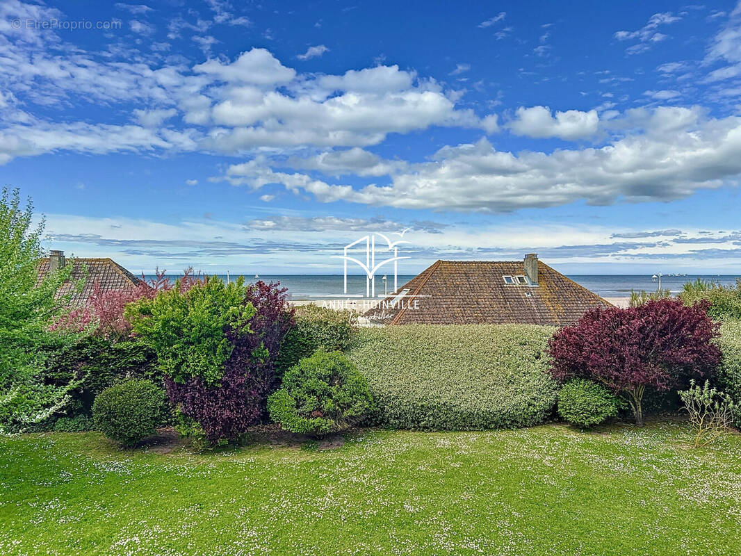 Maison à BENERVILLE-SUR-MER