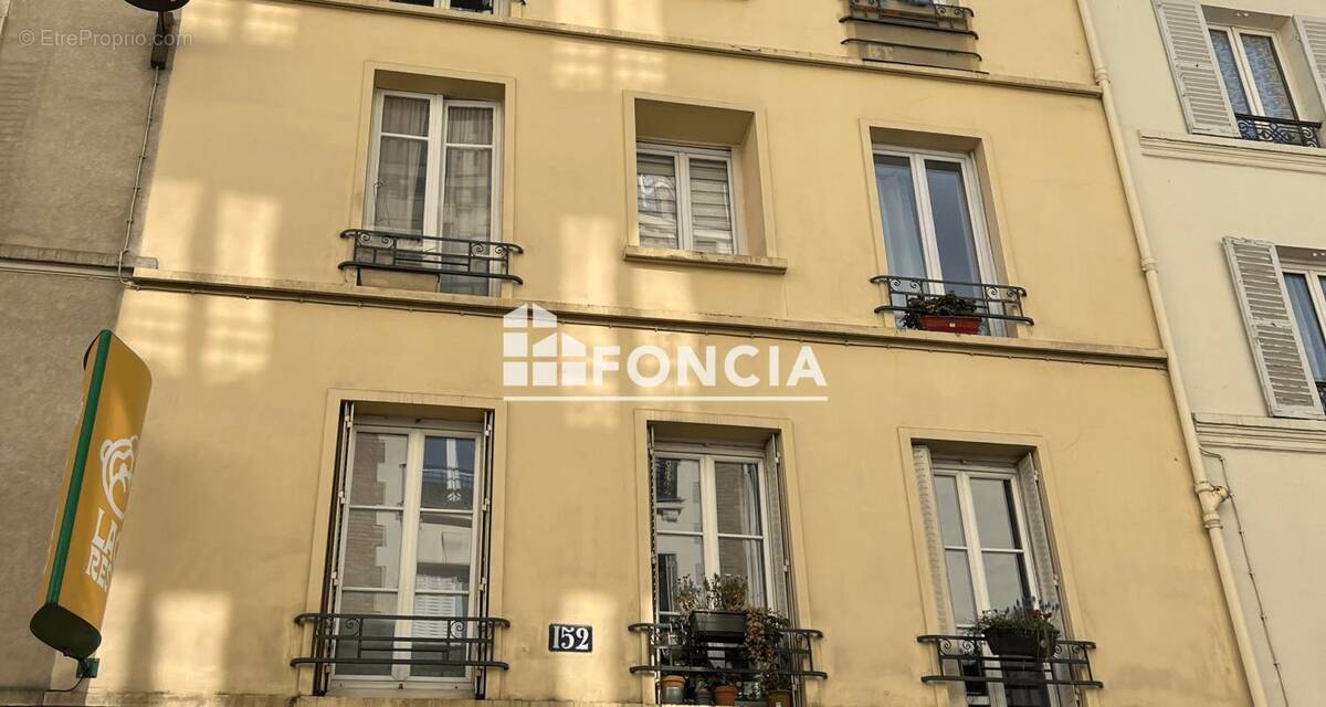 Appartement à PARIS-14E