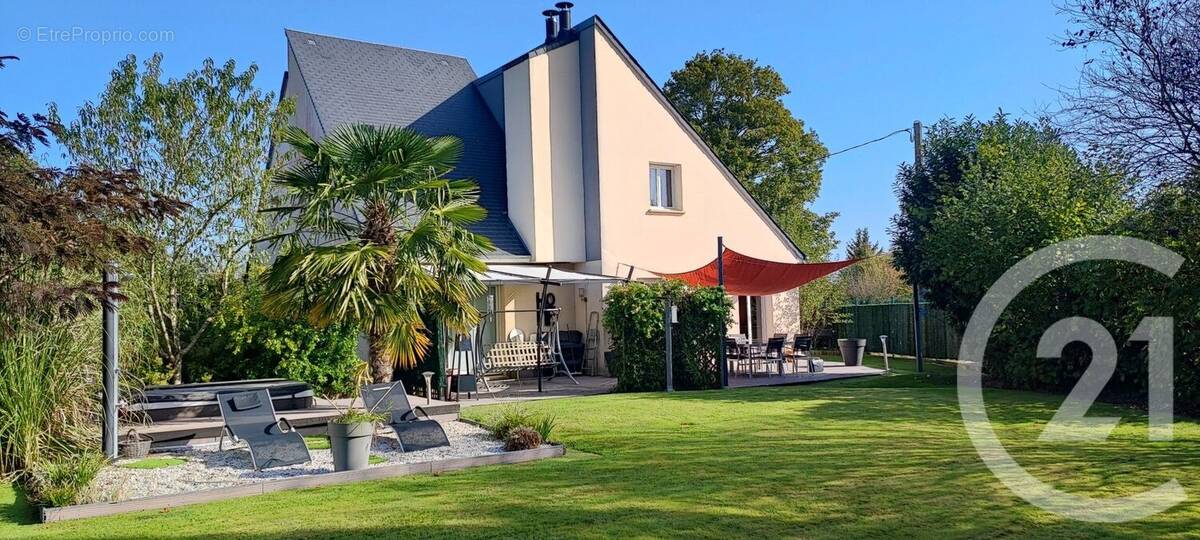 Maison à BROU