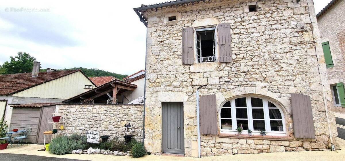 Maison à TOUFFAILLES