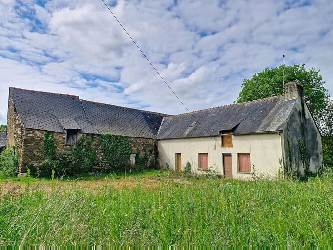 Maison à LANOUEE