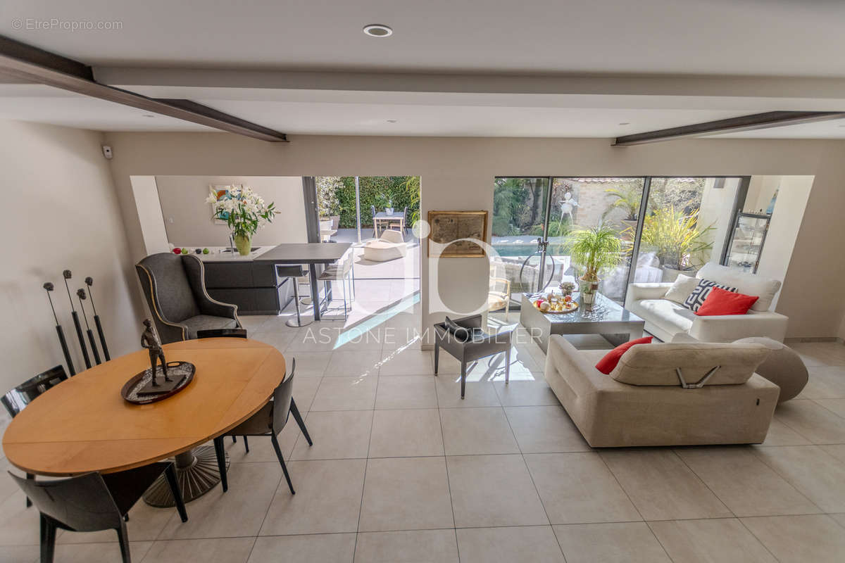 Maison à AIX-EN-PROVENCE