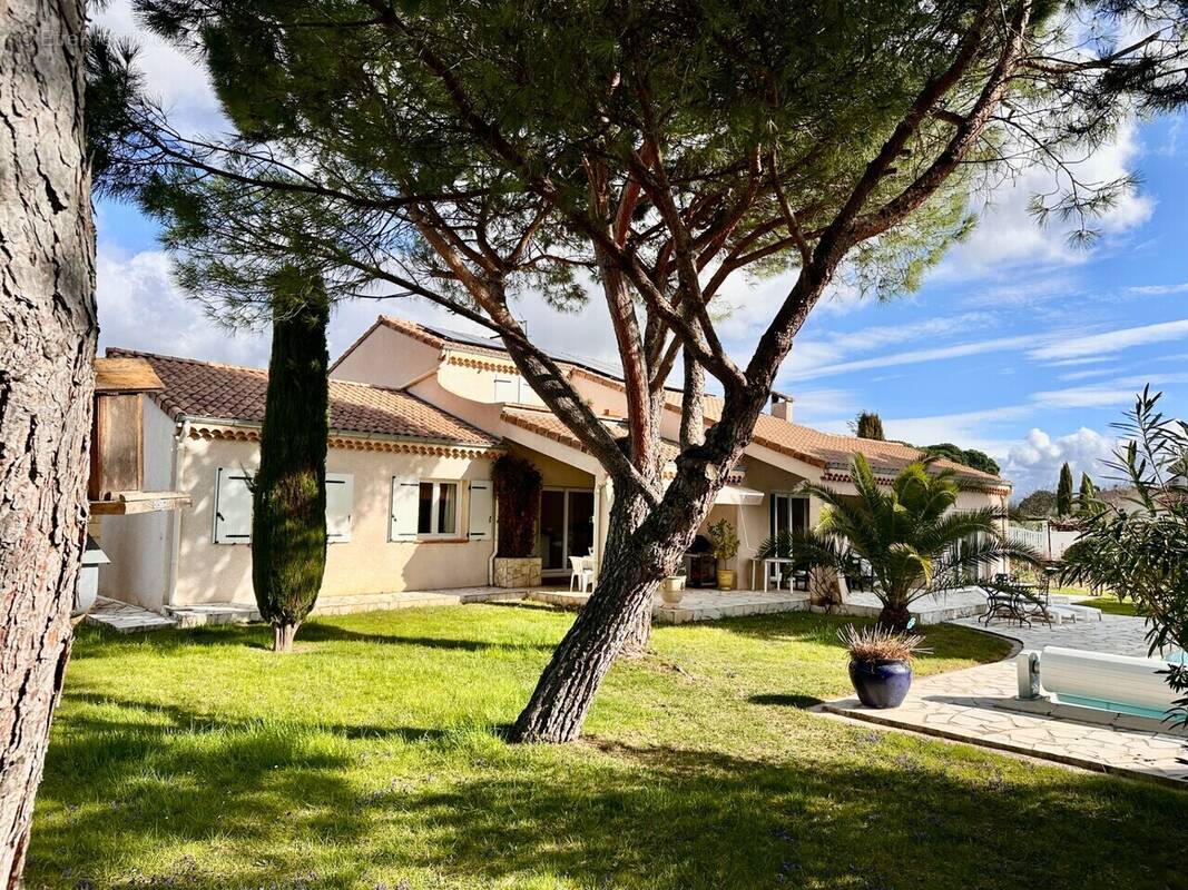 Maison à MOURS-SAINT-EUSEBE