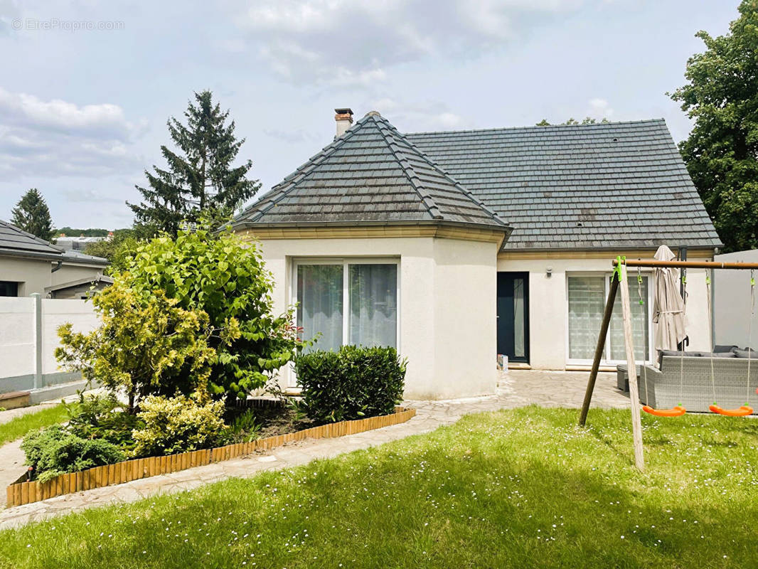 Maison à SAINT-LEU-LA-FORET