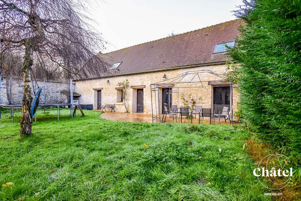 Maison à LA CHAPELLE-EN-SERVAL