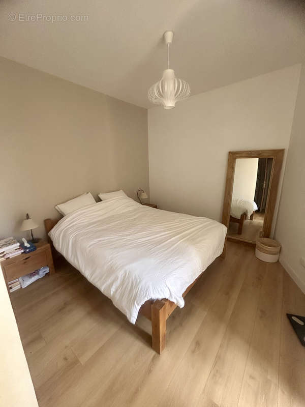 Appartement à SAINT-FELIX-DE-LODEZ