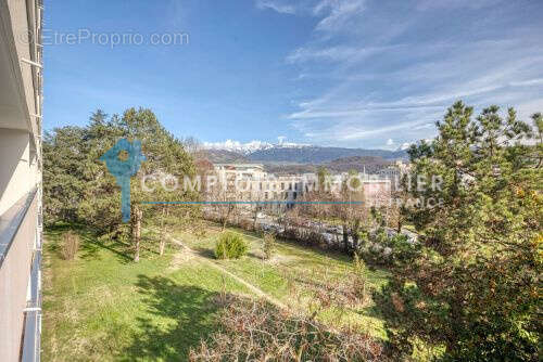 Appartement à ECHIROLLES