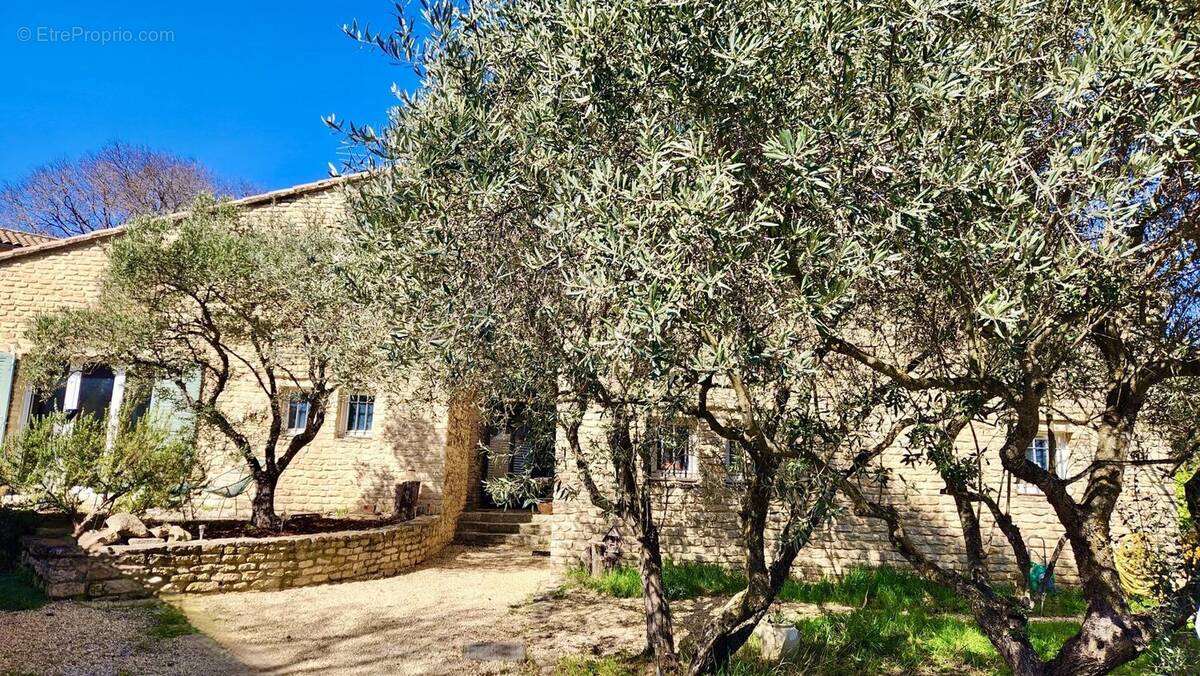 Maison à GOULT