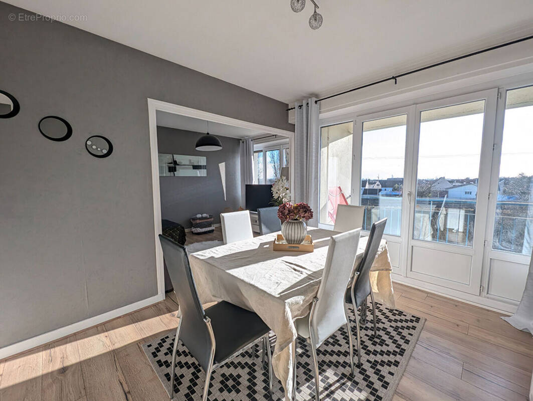 Appartement à LONGVIC