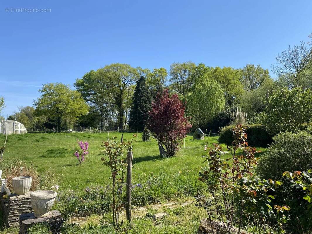 Maison à COMBLESSAC