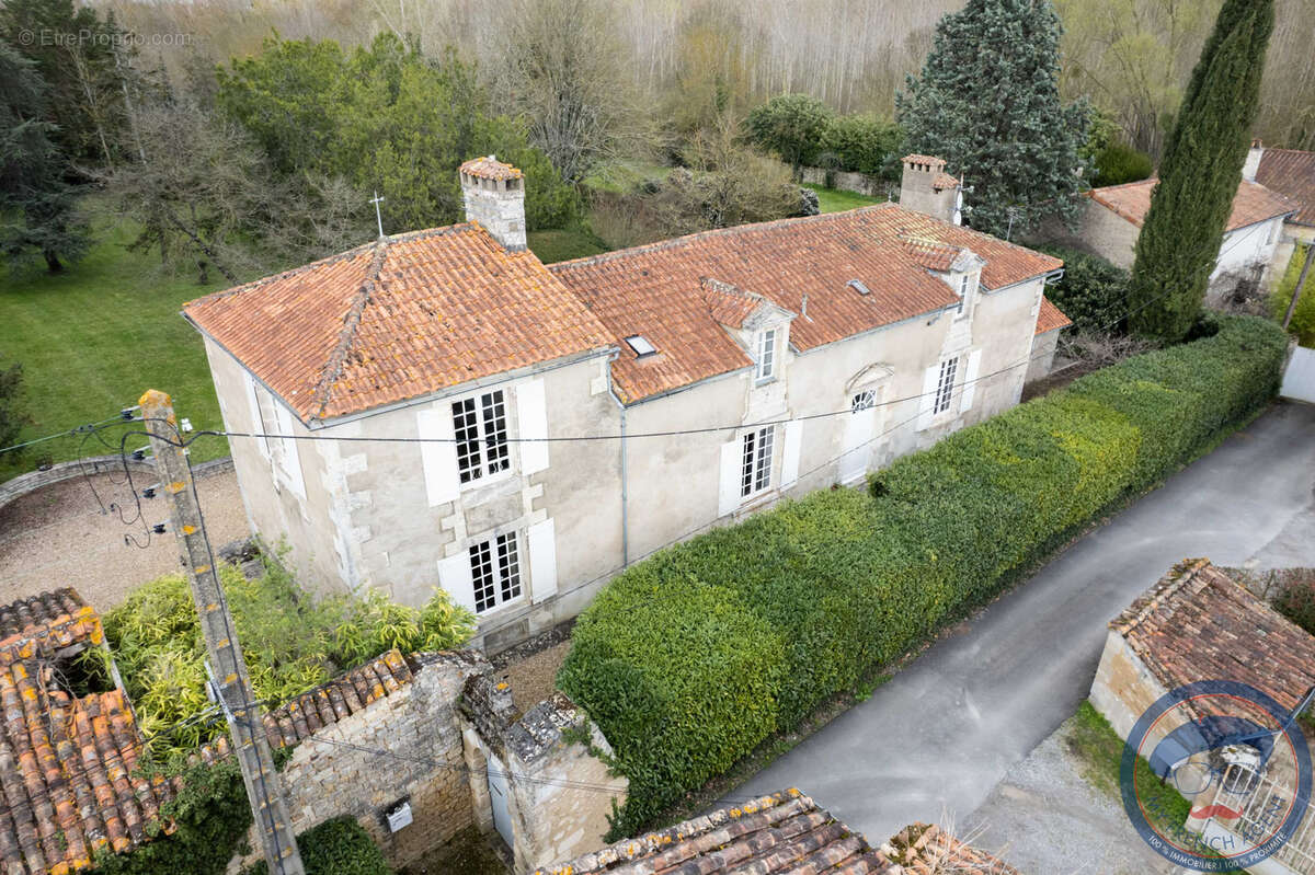 Maison à CHASSENEUIL-DU-POITOU