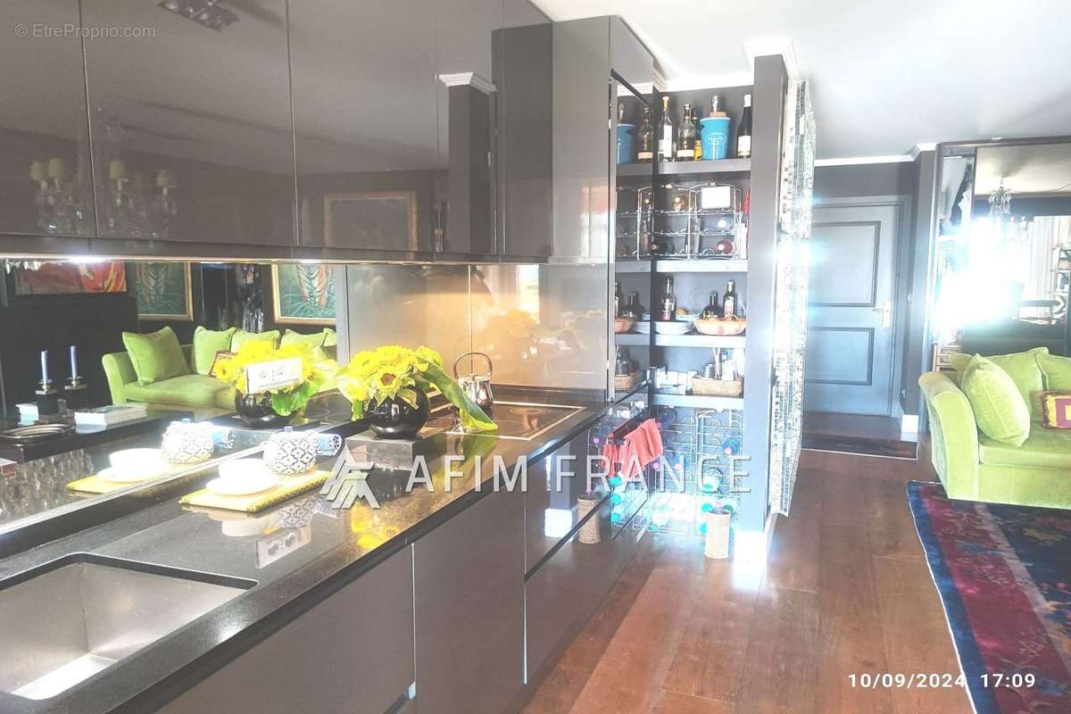 Appartement à BEAUSOLEIL