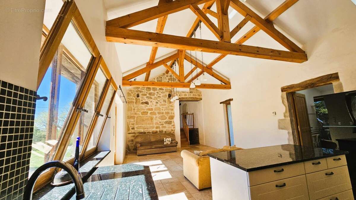 Maison à CASTANET