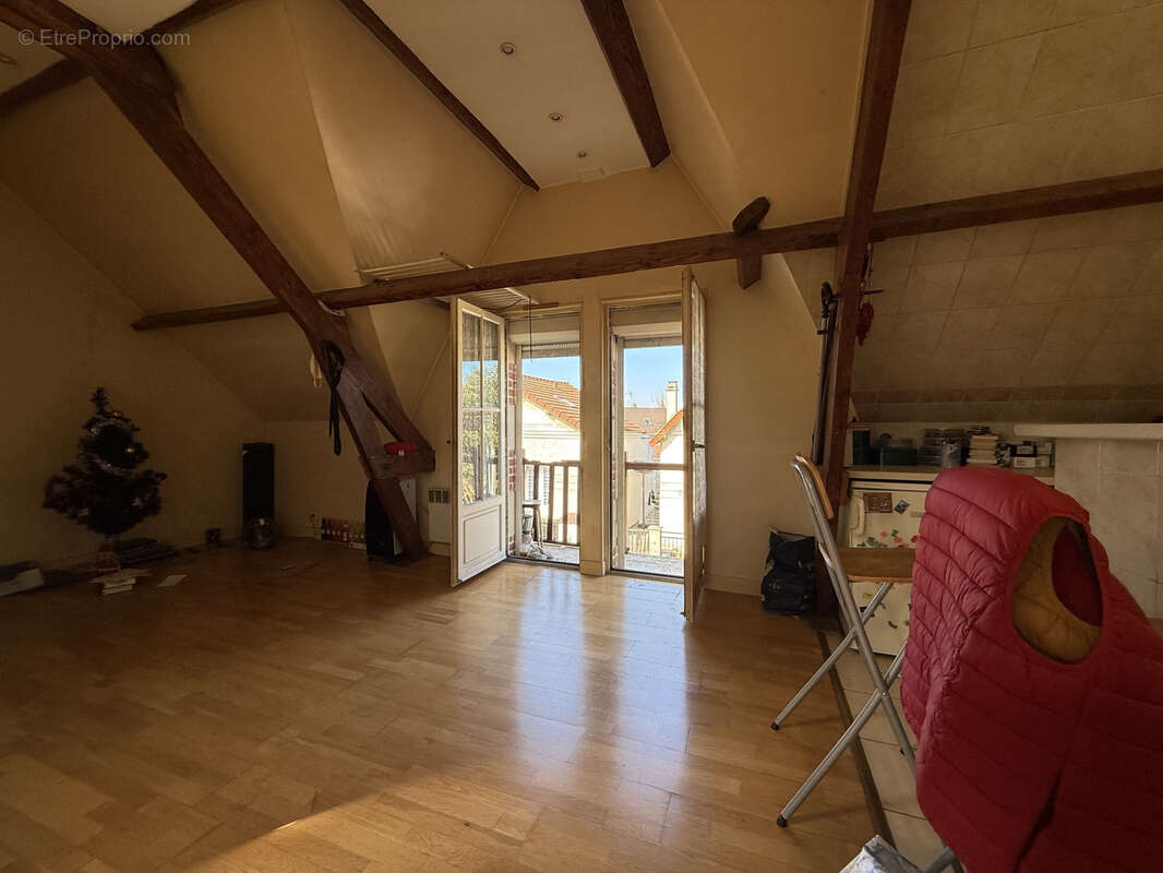 Maison à LE BLANC-MESNIL