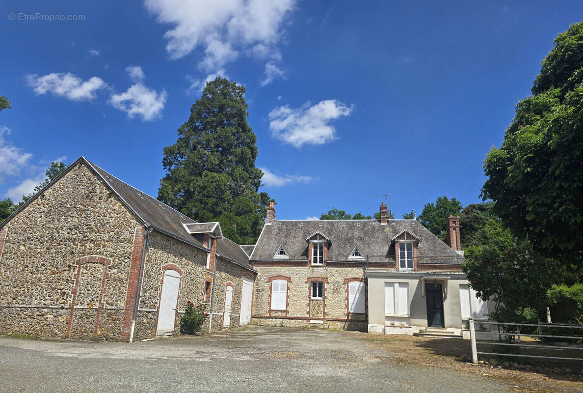 Photo 1 - Maison à ARROU