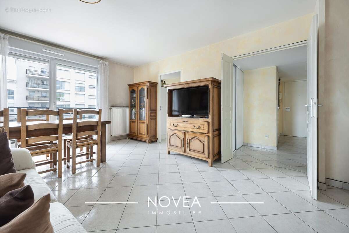 Appartement à LYON-7E