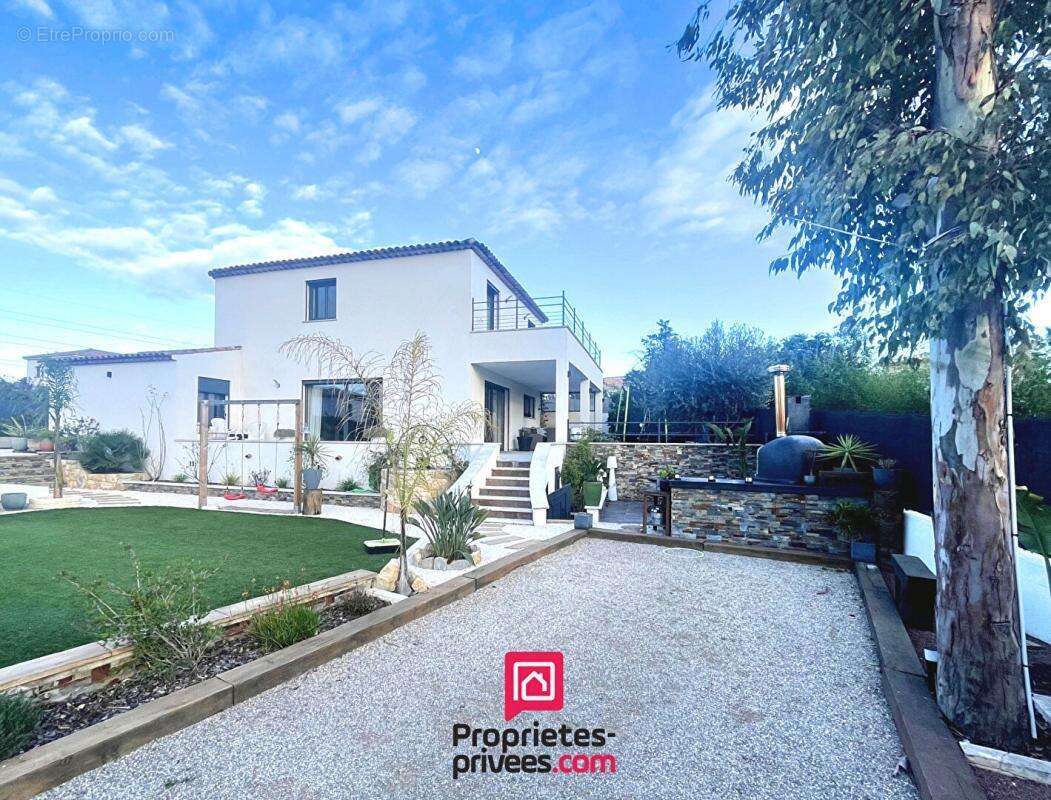 Maison à PUGET-SUR-ARGENS