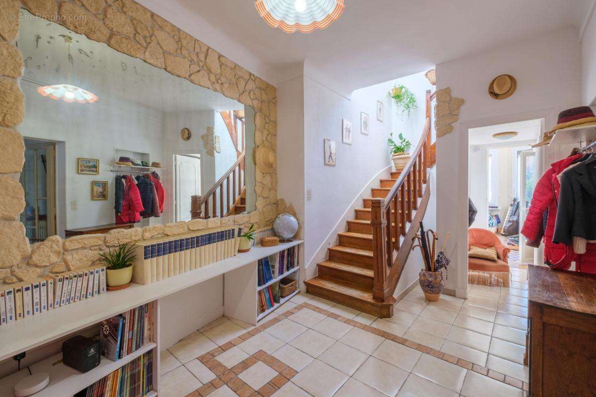 Maison à VALLAURIS