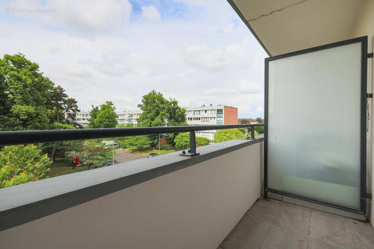 Appartement à THIAIS