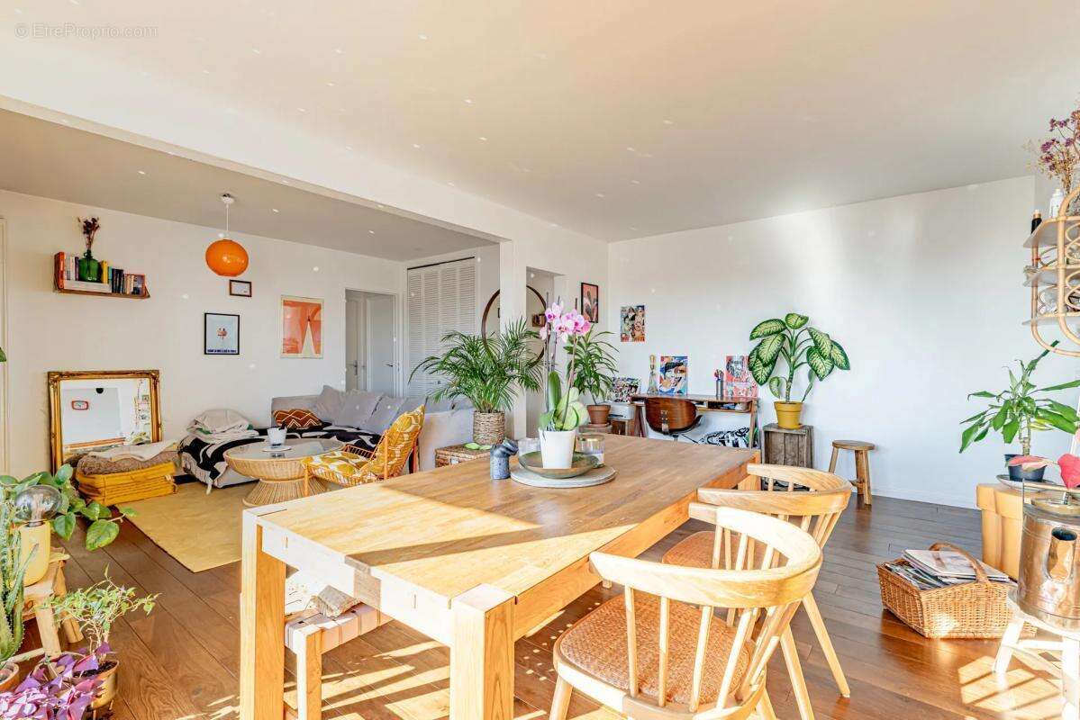 Appartement à PARIS-19E